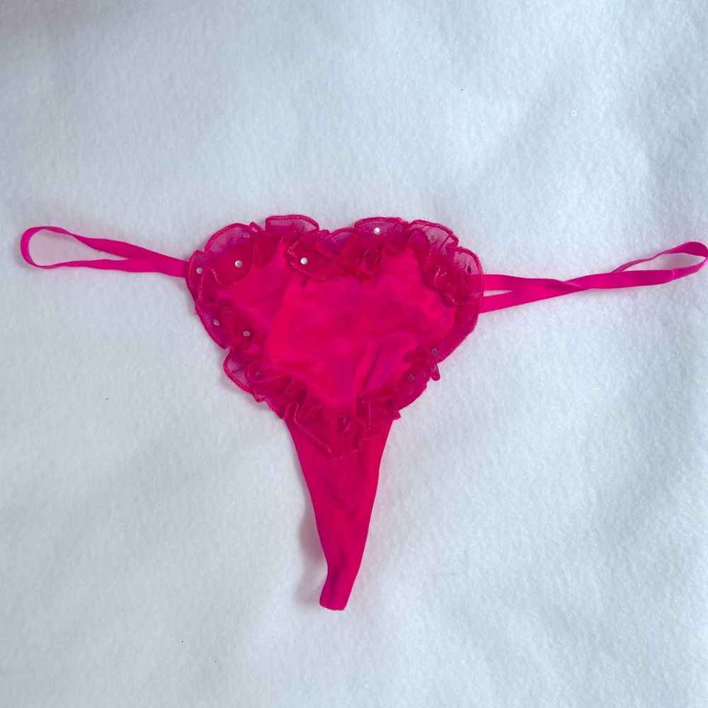 VS Sexy Little Things ruffle hearth pink thong (very rare)